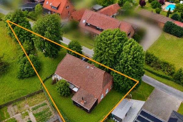 Ein-/Zweifamilienhaus mit Fachwerk, Charme & Potenzial in Dörverden Hülsen