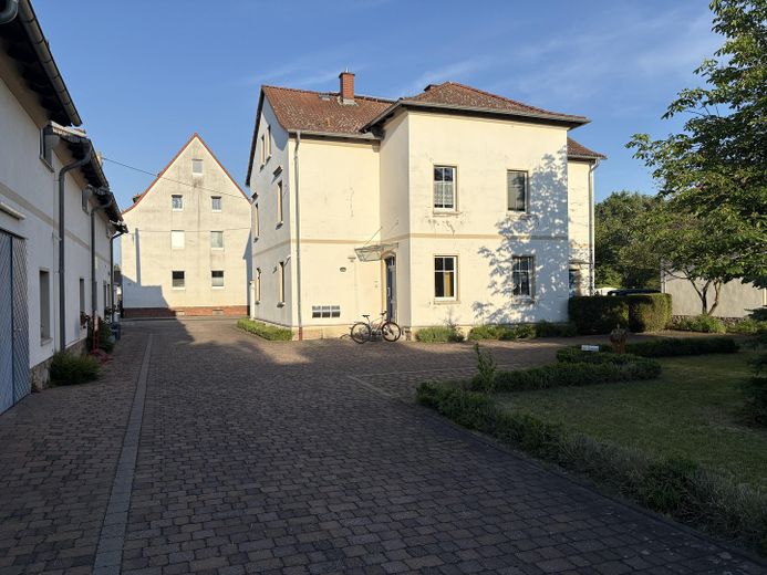 Haus 1