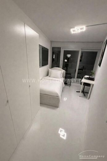 Möblierte 5-Zimmer-Wohnung in Putzbrunn – a6b628b36caba2feb43ab234b3abacae7aff7679.jpg