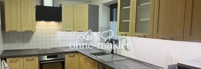 Ideal for couples: 3 rooms, kitchen, bathroom, laundry cellar, use of garden