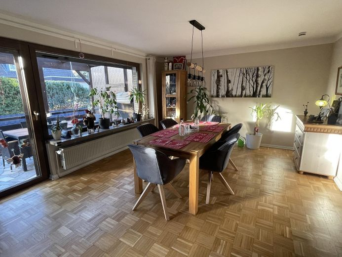 Esszimmer mit Terasse