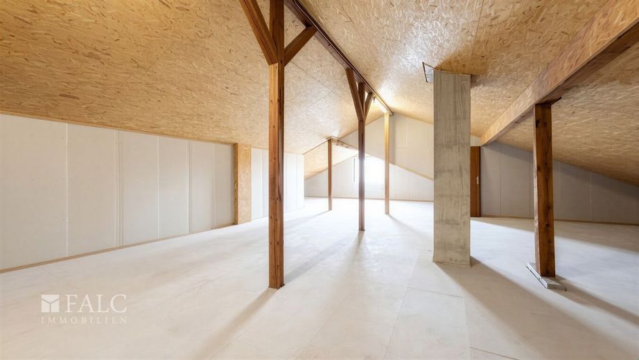 Familienidylle in Groß-Gerau - ein Zuhause mit Garten, Pool &amp; viel Platz – Dachboden