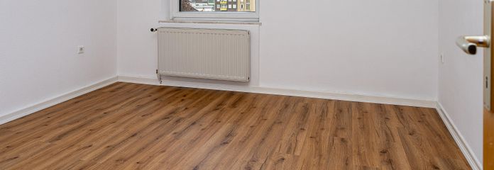 Spokojne, centralnie położone mieszkanie 3-pokojowe, kuchnia, przedpokój, łazienka w Oberhausen-Osterfeld – Schlafraum