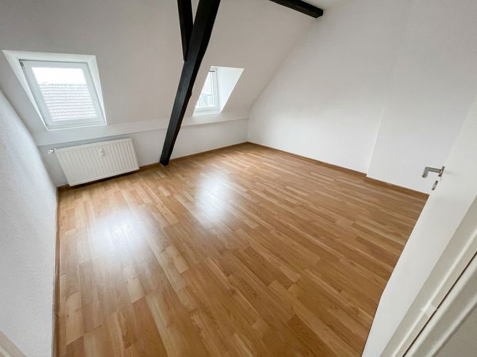 Schicke 2-Zimmer-Wohnung in Krefeld Inrath-Kliedbruch – Wohnzimmer1