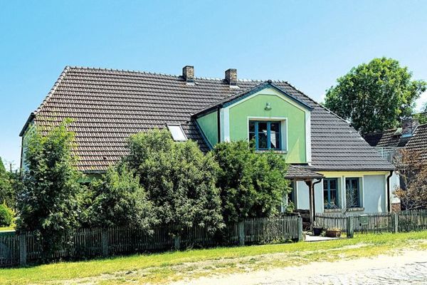 2 Ferienhäuser mit Ferienwohnungen und Sauna 17375 Vogelsang-Warsin, Luckower Straße 6