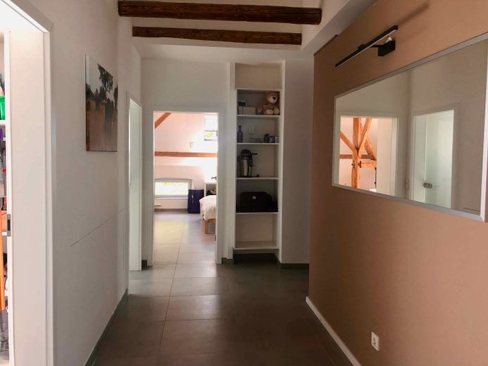 Loft moderne de 3,5 pièces avec loggia – Diele / Eingang
