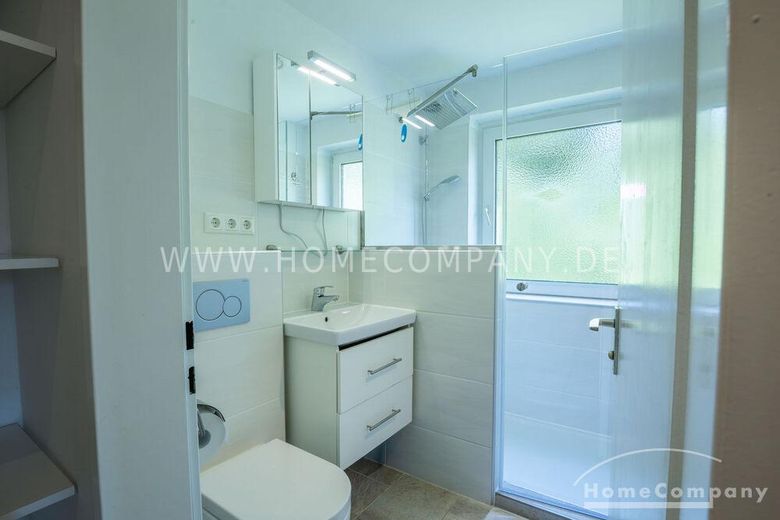 Volledig gemeubileerd 4-kamerappartement met groot balkon in Berg am Laim – 5a4f5ff751fef462b77694d167d893ca26cd4fac.jpg