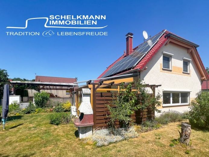 Freistehendes Einfamilienhaus auf gepflegtem Gartengrundstück in Herbsleben – Foto 1