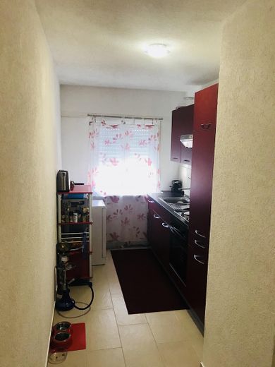 Lichtdurchflutete 3-Zimmerwohnung im Herzen von Brombach – Küche
