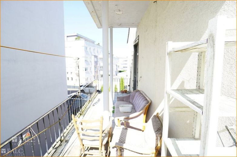 Balkon OG