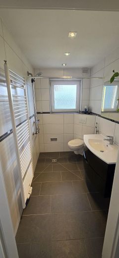Außergewöhnliches Mehrgenerationenhaus mit großem Grundstück, Sauna und Wintergarten in Halver – Foto 14