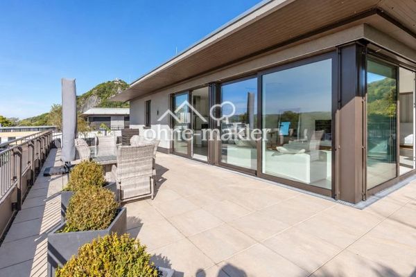 Ren ve Siebengebirge arasında penthouse