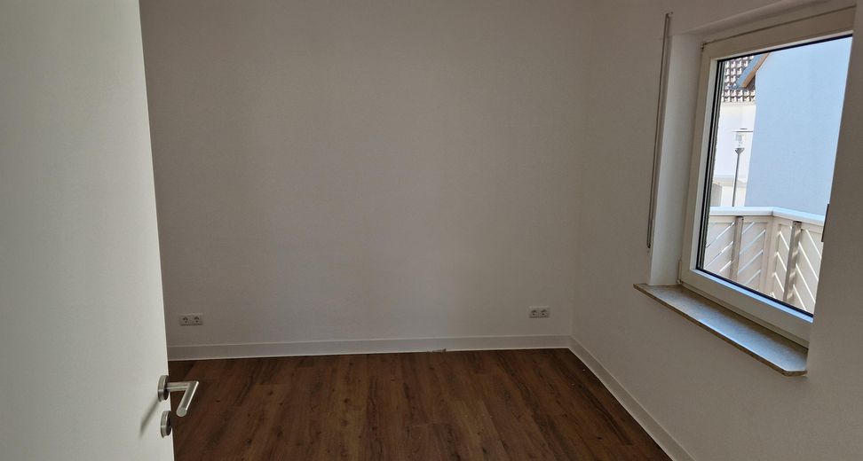 Saniertes 4,5-Zimmer-Reiheneckhaus in ruhiger Hinterhauslage in der Altstadt – Zimmer 1