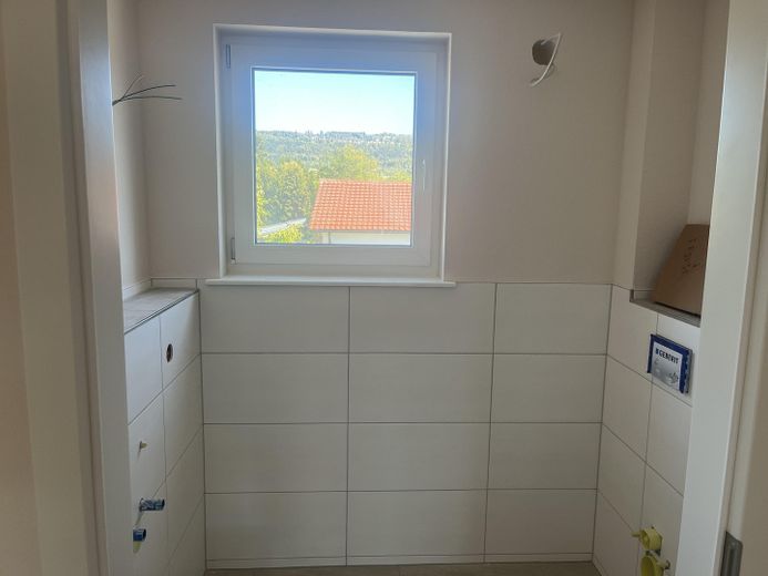 Piso de 4,5 habitaciones en Spaichingen, a estrenar en obra nueva – Gäste WC (im Bau)