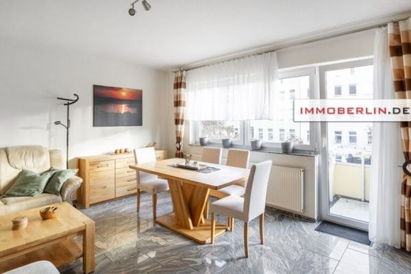IMMOBERLIN.DE - Turmstraße yakınında balkonlu ve asansörlü rahat daire