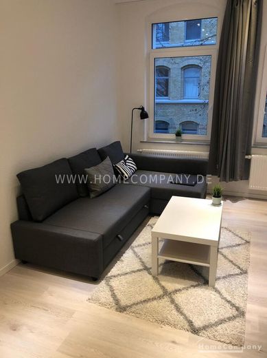 Appartamento moderno e bello di 2 locali, arredato, con balcone nel Westliches Ringgebiet. – 4638a2acff71587d5a5a15772d54805765fb7287.jpg
