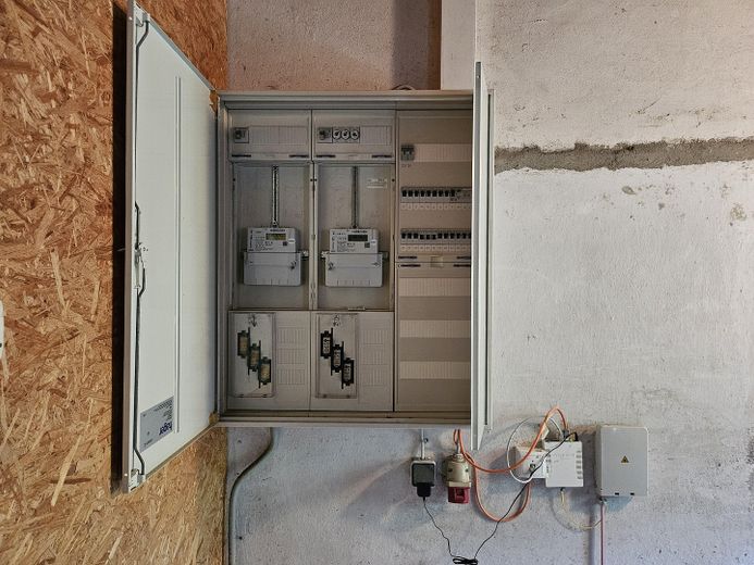 Bauernhaus mit bezauberndem Garten – Hausanschluss Strom Glasfaser