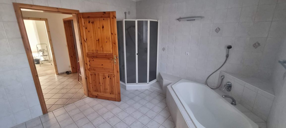 Badezimmer EG