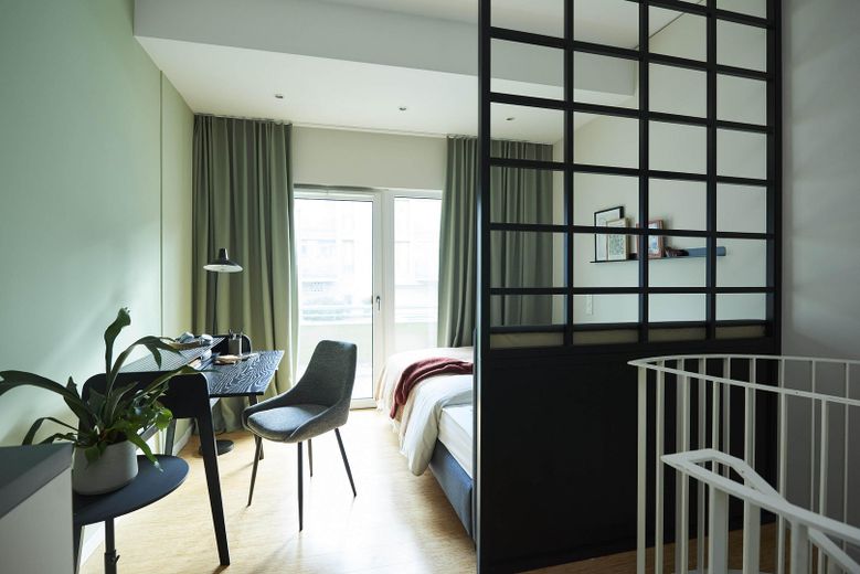 2-Zimmer Maisonette Apartment für 1250€ Warm – vollmöbliert mit Gym & Workspace – Foto 10