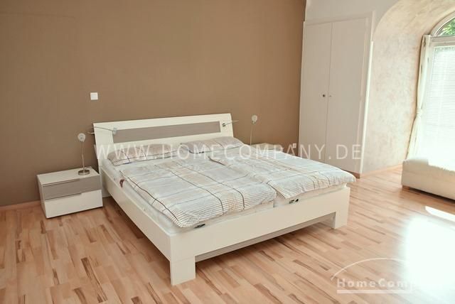 ***Zooviertel, Schöne, 2-Zi Whg im 2. OG einer Villa. – f55025870cea05f0cfab9c988fae2f9c8a55b794.jpg