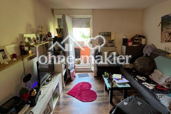 Rendimento del 5% - Appartamento monolocale con balcone e posto auto in autorimessa da privato