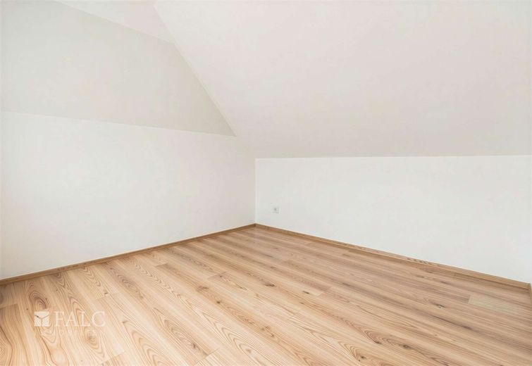 +++ Kapitalanlage mit Weitblick: Zweifamilienhaus im Grünen +++ – Schlafzimmer Whg. 2c