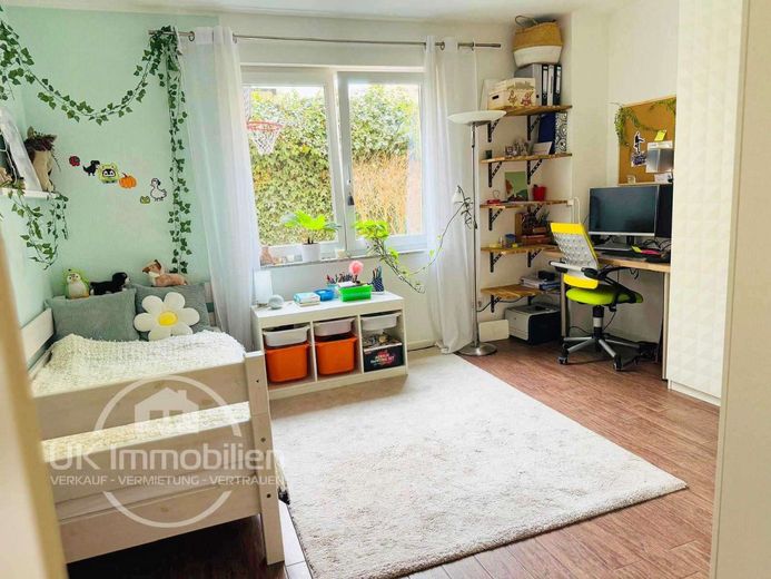 Garten, Ruhe, Lebensqualität - ein Zuhause zum Verlieben + Ähnlich Haus in Haus – Kinderzimmer-Kind2