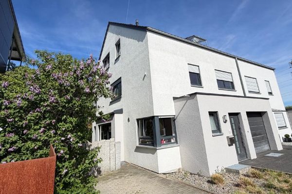 ¡Dúplex en Holzgerlingen, una inversión de capital bien alquilada!