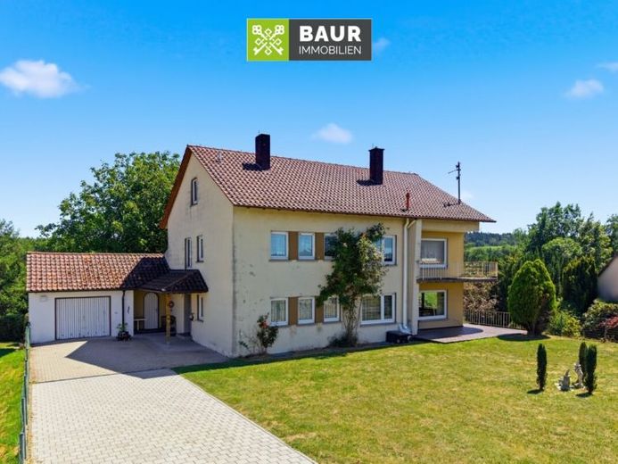 Casa bifamiliare con potenziale e ampio terreno a Schlier – subito libera – Foto 1