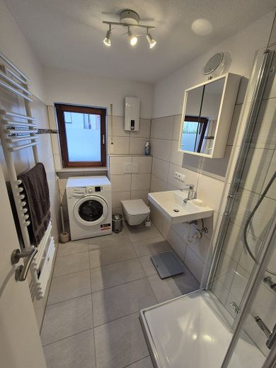 Vallendar’da sıra ev, 110 m², 4 oda, 2 banyo, balkon, 2 park yeri, 1.050 € net kira – Fotoğraf 5