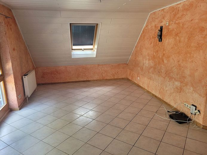 Ruhige sehr schoene 2,5 Zimmer DG Maisonette Whg. – Foto 3