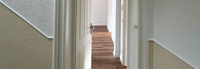 2,5 Zimmer Raumwunder und Kernsaniert – Wohnungseingang