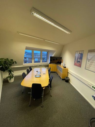 Büro in Wandsbek sucht neuen Mieter – Seminar