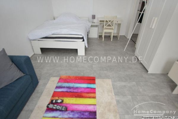 Apartament z balkonem w pobliżu lotniska
