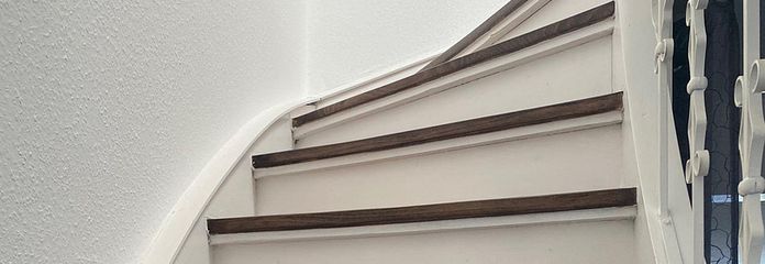 sanierte Treppe