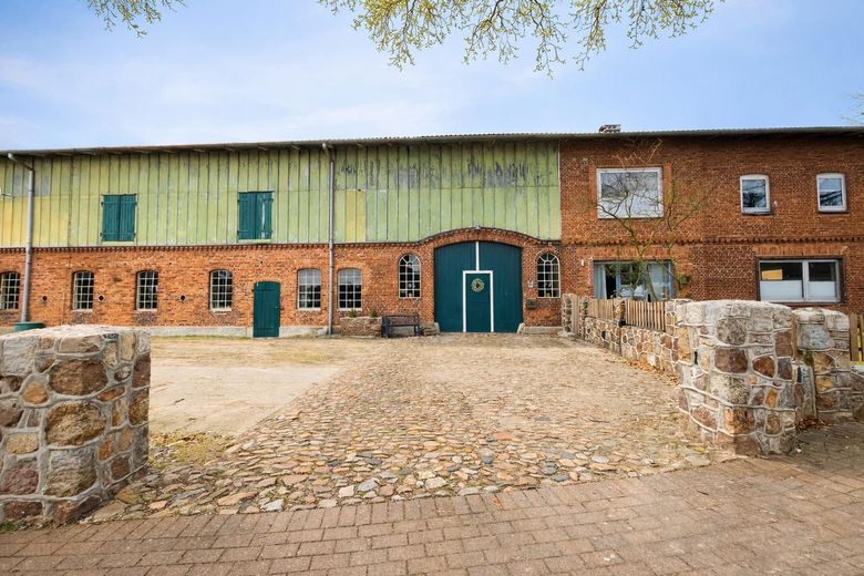 Außen - Frontansicht