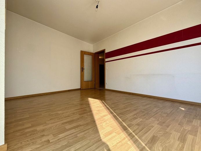 Fröndenberg-Ardey: Eigentumswohnung mit Balkon und Stellplatz zum Selberwohnen oder als Renditeobjekt! – Wohnbereich
