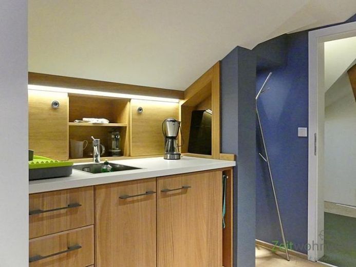 (EF0540_M) Dresden: Briesnitz, möbliertes Luxus-Apartment mit Echtholzböden und 8-eckigem Turm-Schlafzimmer – Foto 1