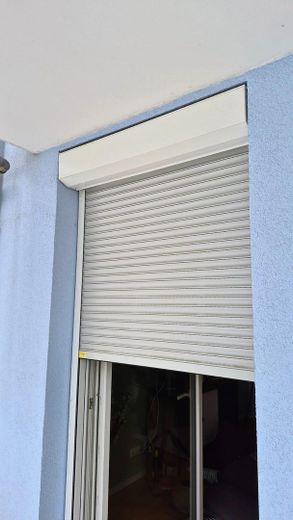 3-Zimmer-Neubauwohnung in Friedrichshain Bezugsfrei ab November 2026 – Elektro Rollos