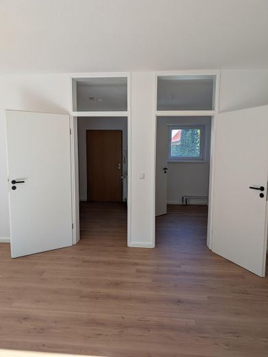 Wyjątkowe mieszkanie 1,5-pokojowe z działką ogrodową przy murach miejskich w centrum Greifswaldu – Großzügige Raumaufteilung