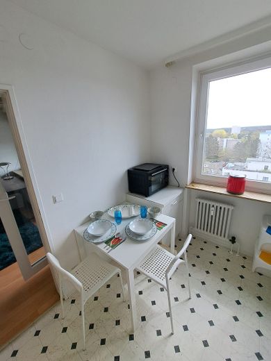 möblierte Einzimmerwohnung  mit  einmaligen Ausblick – Küche incl. Geschirr
