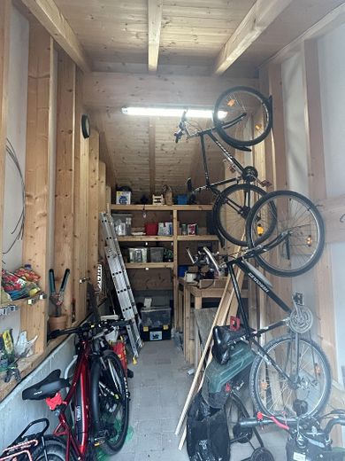 Abstellraum am Carport 