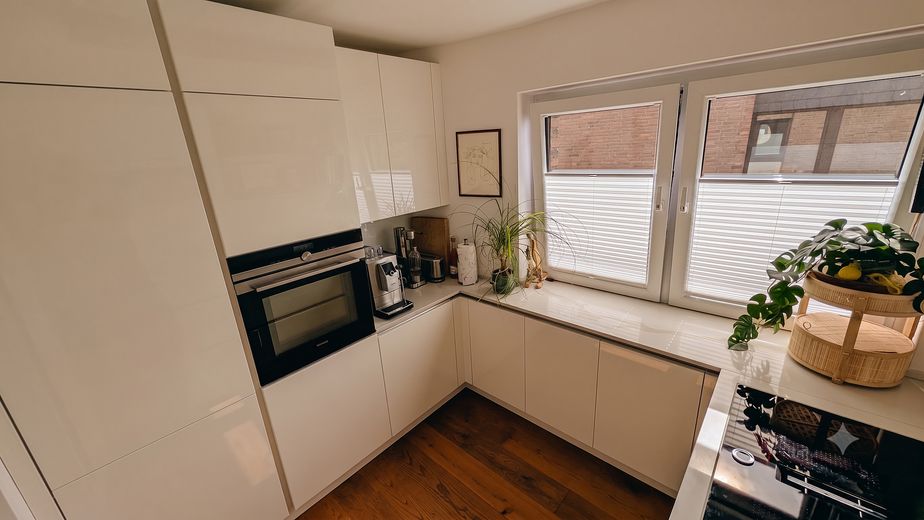Großzügige Maisonette-Wohnung mit Süd-Balkon in Zentrumnähe – Küche