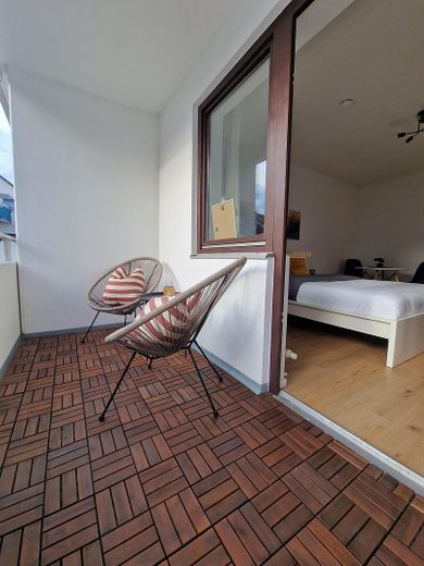 NEU renvoierte 1 Zi-Whg mit Balkon voll möbliert in Passau zentral – Balkon