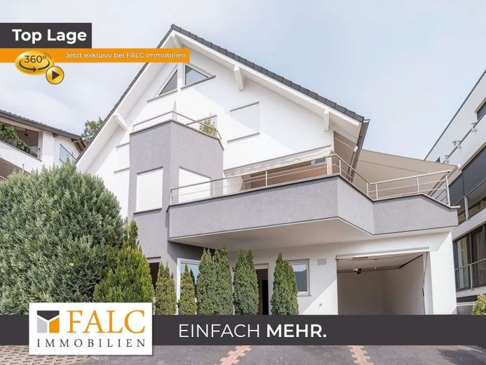 Modernisierte 3-Zimmer-Erdgeschosswohnung mit drei Terrassen, einer Garage und drei Stellplätzen – Foto 1