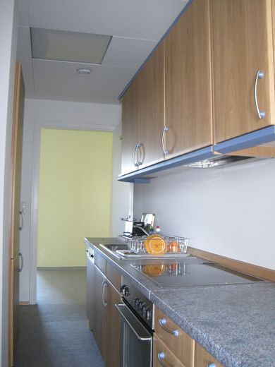 1000 qm Büro - Praxis - Kanzlei - barrierefrei auf einer Ebene, renoviert – Teeküche