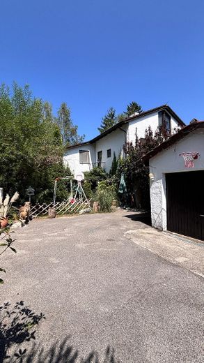 Od osoby prywatnej – dom jednorodzinny z mieszkaniem dodatkowym na przestronnej działce (wymaga remontu) – Zdjęcie 2