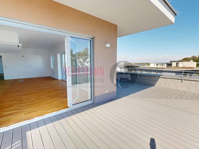 Penthouse 3 Zimmer Neubauwohnung mit Dachterrasse am Marktplatz – Burgkirchen a.d. Alz – Foto 1