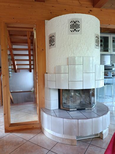 Einzigartiges Holzhaus im Grünen in Randlage und doch zentral – Foto 6