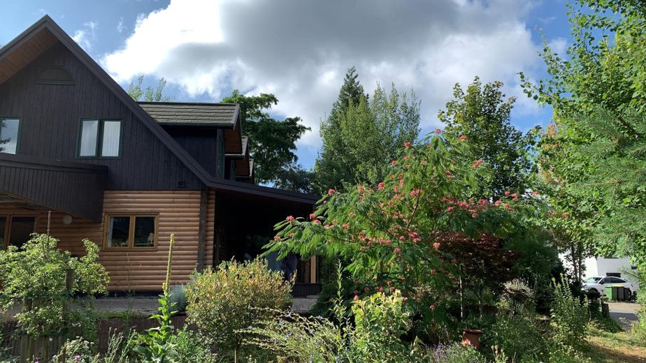 freistehendes Einfamilien, Vollholzhaus, kanadisches Blockhaus ökologische Bauweise, sehr gepflegt – Foto 10